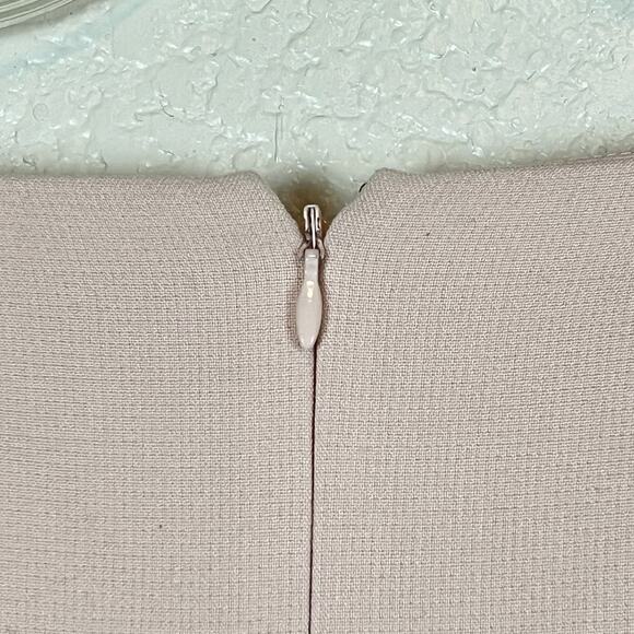 Ann Taylor Pastel Pink Flare 3/4 Sleeve Boat Neck Flounce Hem Sheath Dress Sz 10 - Picture 10 of 12